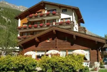 Hotel Adler