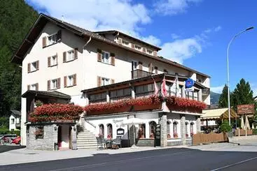 هتل Albergo Lardi