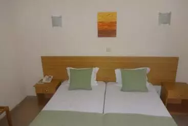 Hotelli Bonjardim