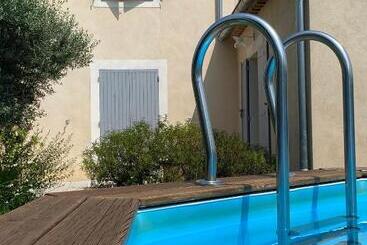 Bed & Breakfast Chambre D Hôtes Le Jardin Des Cigales