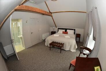 Upper Yard Borris House