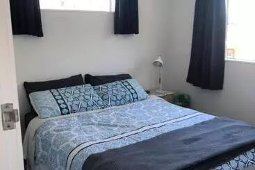 Majatalo The Green Guesthouse   Semi Rural Family Unit Lower Hutt