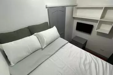 アパートホテル Baguio Guest House By Gigi