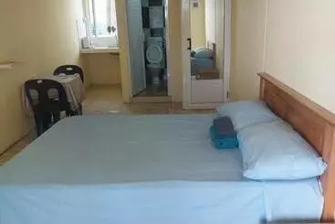 Bed and Breakfast Stephane Guest House