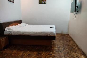 Hotel Meridien Residency