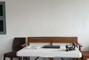 Hotel Spot On 93967 Hasna Guest House Syariah