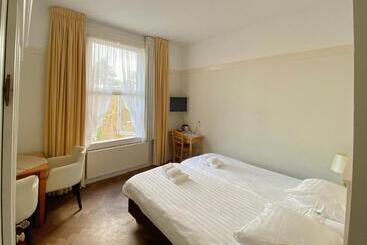 ホテル Landgoed Huize Glory