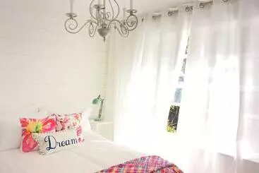 ベッドアンドブレックファースト Belle Maison Auprès De La Mer
