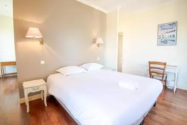 Majatalo Le Clos Des Tilleuls   Gite 10 People