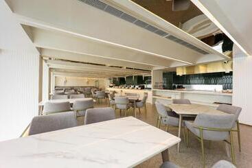 Starway Hotel Ningbo Impression City