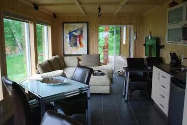 Aamiaismajoitus (B&B) Auberge Des Eaux Vives