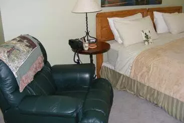 ベッドアンドブレックファースト Hummingbird Guesthouse