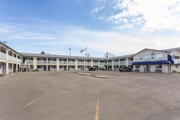 Motel Bo Camrose, Ab