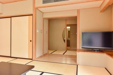 Annex Fujiya Ryokan
