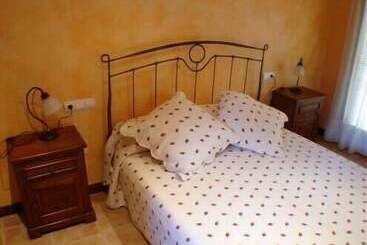 Отель Hort De Fortunyo