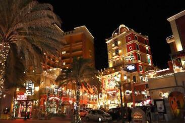 旅館 Southern Village Okinawa