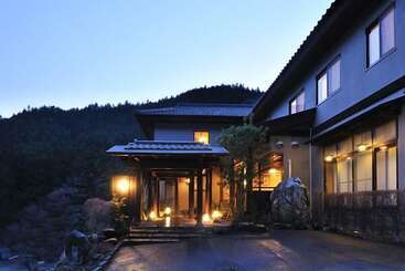 ريوكان Shima Onsen Yoshimoto