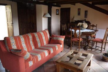 Cămin Posada Corral Mayor