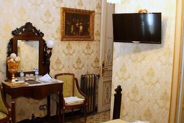 Bed and Breakfast Sitges Royal Rooms