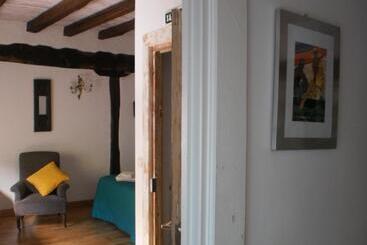 Larraenea Bed And Breakfast