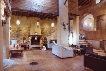 اقامتگاه Molinos De Fuenteheridos