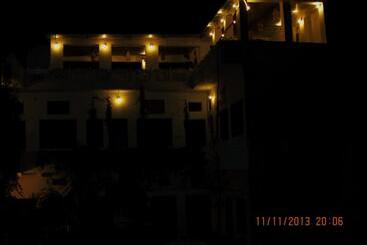 تختخواب و صبحانه Atithi Guest House Pushkar