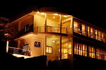 ホテル Hill Palace