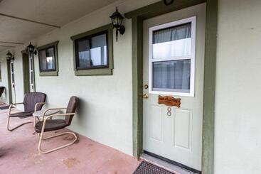 فندق على الطريق Sagebrush Inn