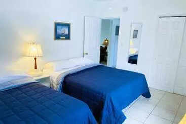 Beach Tide Motel