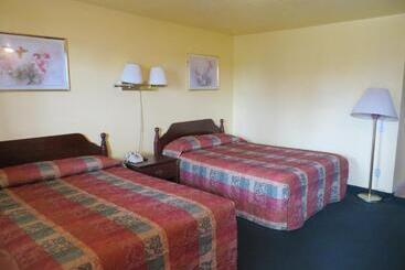 فندق Cottonwood Inn