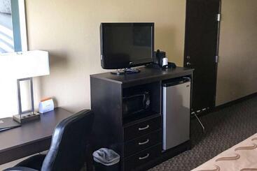 ホテル Quality Inn & Suites Mendota Near I 39