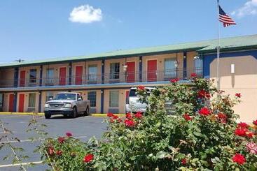 فندق على الطريق Budget Inn Washington