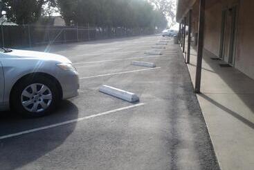 Мотель Budget Inn