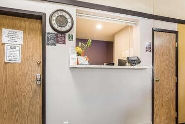 Motell Rodeway Inn & Suites Big Water  Antelope Canyon