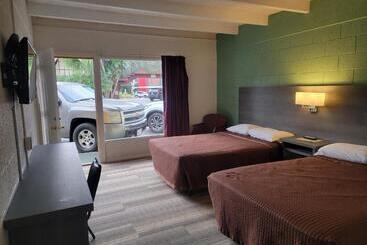 モーテル Budget Inn Winter Haven Auburndale