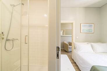 هتل Metropolitan Lisbon Janelas Verdes