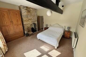 Charming 3 Bed Cottage In Upper Wharfedale