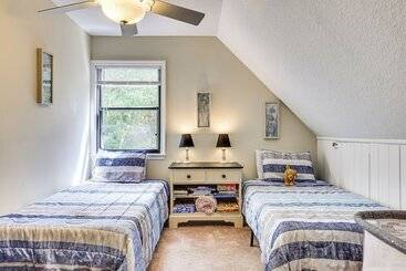 Cozy Fruit Cove Cottage On Hobby Farm W/ Wildlife!