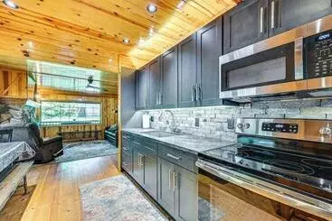 Mökkimajoitus Creekside Cabin Retreat W/ Private Deck In Payson