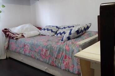 هتل Alojamiento Ezeiza 4