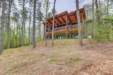 コテージ Blue Ridge Cabin W/ Hot Tub, Deck & Mountain Views