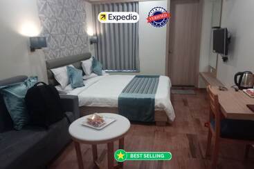 Hotel Everland Rajkot