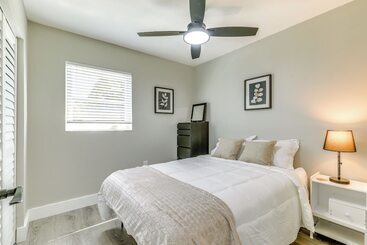 کلبه Tampa Home W/ Covered Patio: 8 Mi To Downtown!