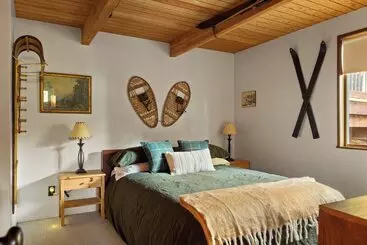 Mökkimajoitus The Tranquil Pines A Frame Cabin Spectacular Views!