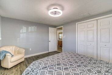 Kır Evi Waterfront Port Charlotte Home < 1 Mi To Beach!