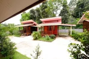 Hotel Baan Torfun Resort Sakon Nakhon