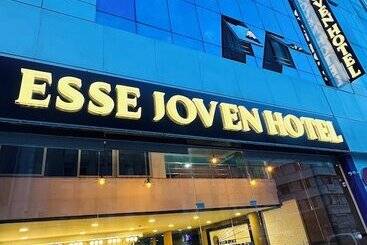 Hotel Esse Joven