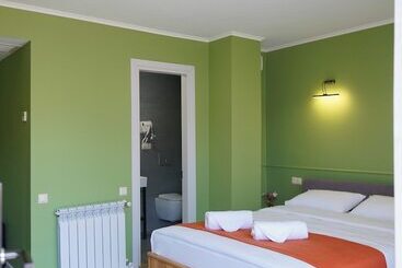 Station 22 Hotel სასტუმრო სადგური 22