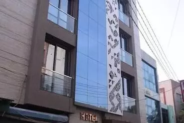 ホテル Pushpa Inn