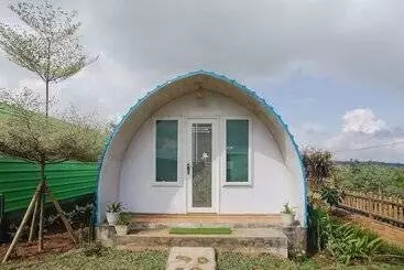 Hotelli Rainbow Glamping